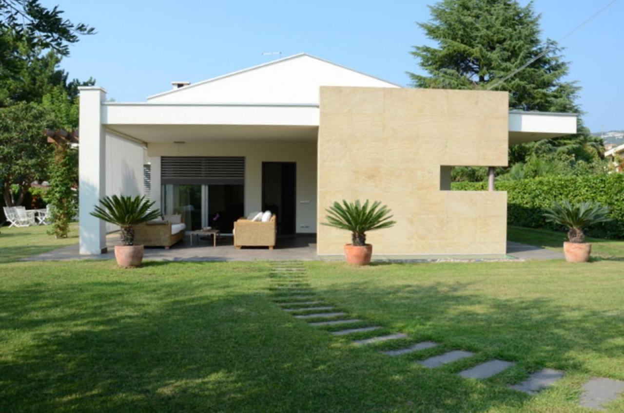 Willa Casa Savoia Bardolino Zewnętrze zdjęcie